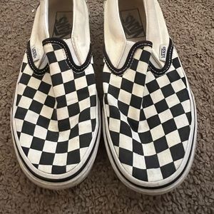 Gently used black and white checkered vans 6.5